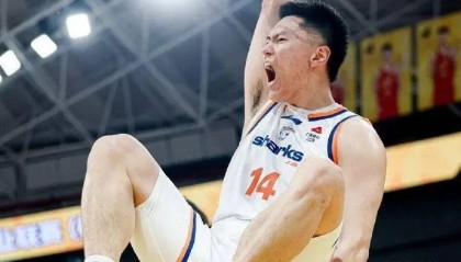 B体育登录入口-“国产锡安”化身篮板狂人李弘权从综艺红人到总决赛奇兵
